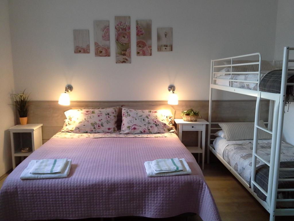 La Casa Delle Betulle Bed & Breakfast Cardano Al Campo Oda fotoğraf