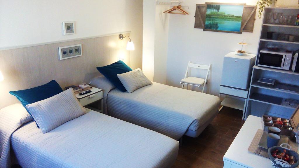 La Casa Delle Betulle Bed & Breakfast Cardano Al Campo Oda fotoğraf